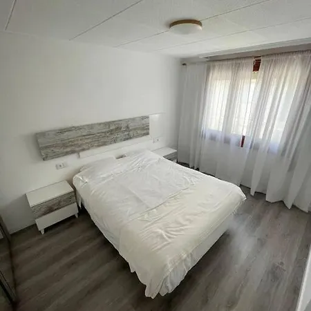 Semesterbostad Casa Dos Pisos Con Terraza *
