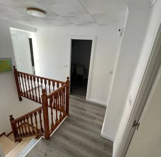 Casa Dos Pisos Con Terraza Vakantiehuis Perelló