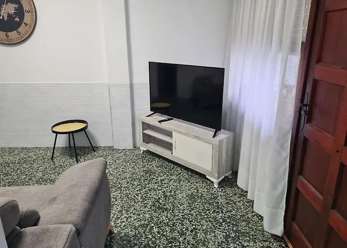 Casa Dos Pisos Con Terraza *