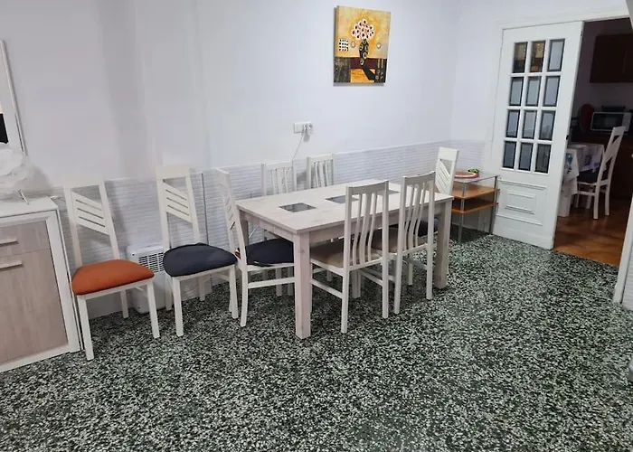 Casa Dos Pisos Con Terraza * Perelló
