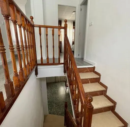 Casa Dos Pisos Con Terraza Vakantiehuis Perelló
